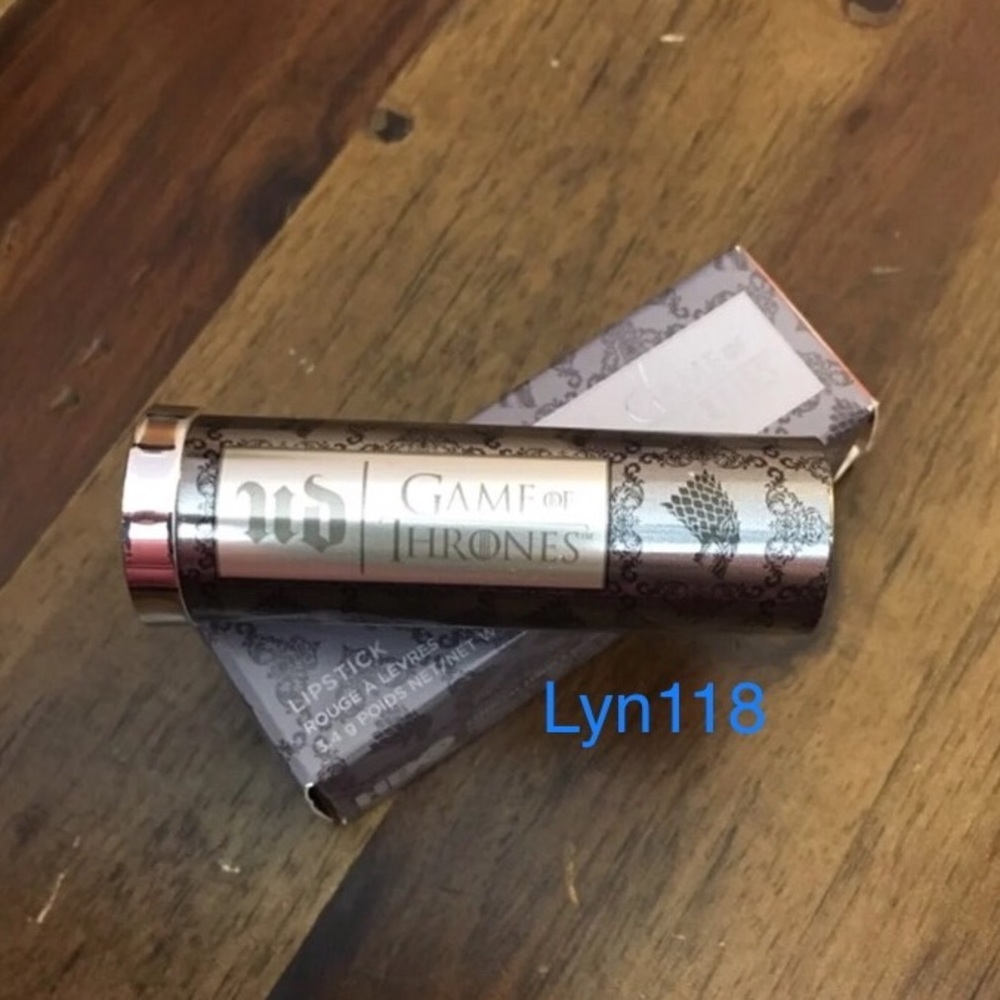 Urban Decay GOT Lipstick- SNASA STARK🐺